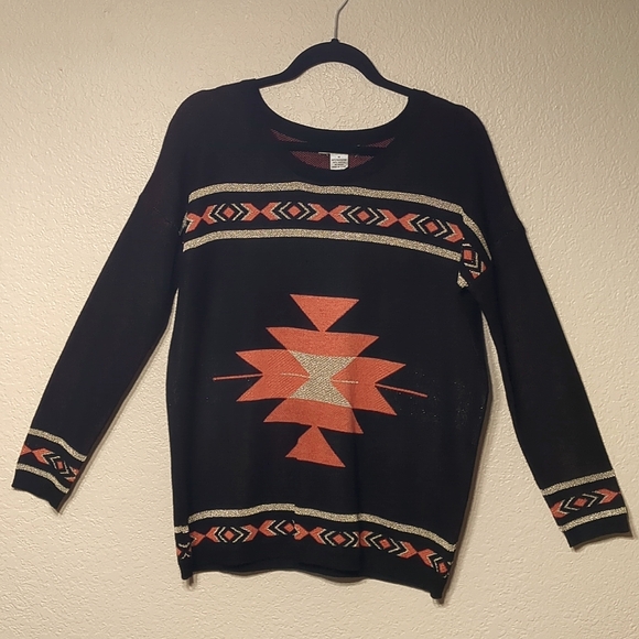 DEMANDING--SOUTHWEST SWEATER - Picture 4 of 8